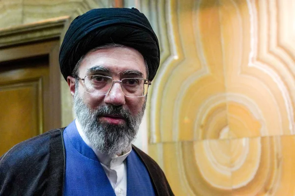 EE.UU. asegura que el nuevo líder supremo de Irán está “herido y probablemente desfigurado”