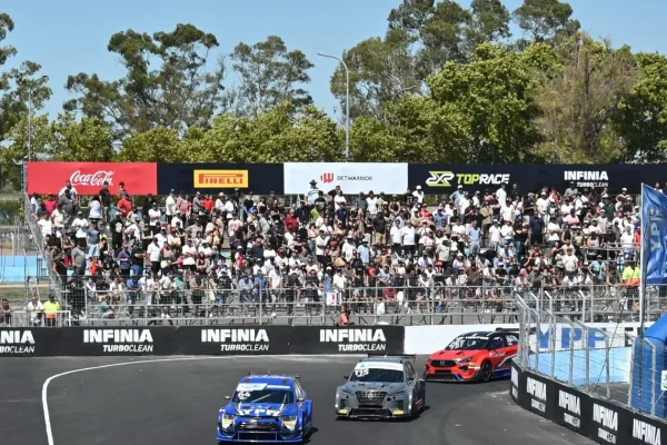  El TC 2000  llevó todo su fiesta a las calles de la Ciudad de Buenos Aires