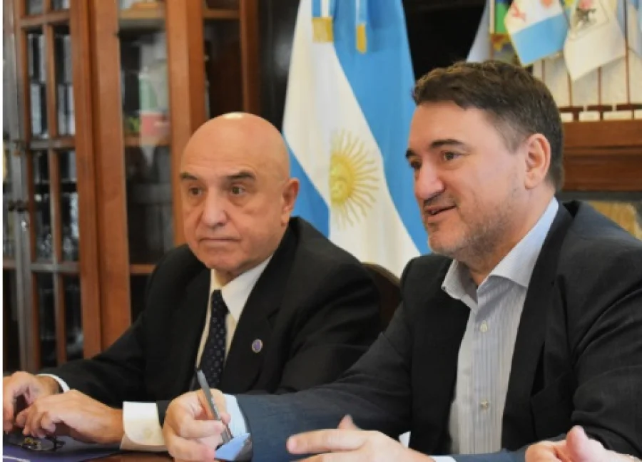 Puntualmente. Se expusieron avances en &aacute;reas t&eacute;cnicas como actualizaci&oacute;n de la normativa renal, entre otros.