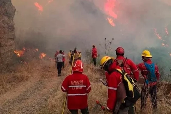 Bomberos advierten por una temporada crítica de incendios forestales