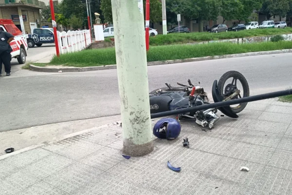 Motociclista sufrió heridas graves tras un siniestro vial