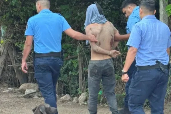 Le prestó la moto a un amigo, se la robó y le exigió dinero para devolverla