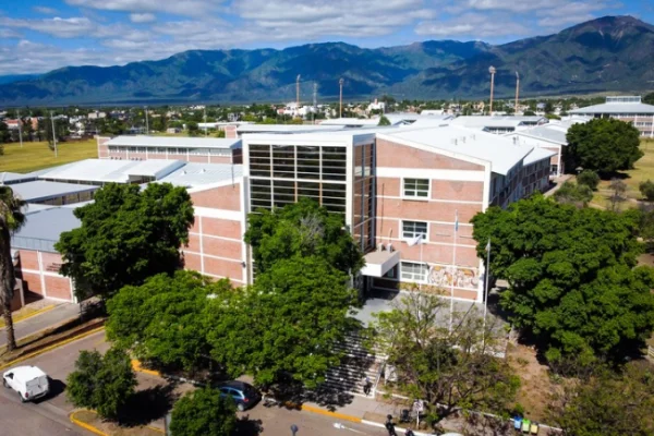 Unlar selecciona docentes interinos