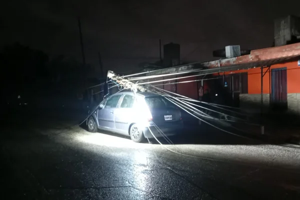 Tras la fuerte tormenta en Capital, piden circular con extrema precaución por calles afectadas