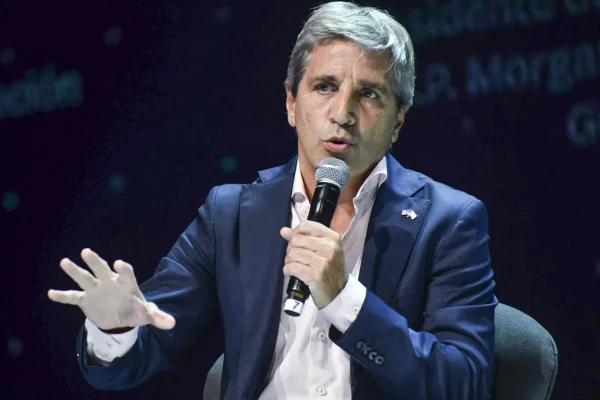 El Gobierno Nacional suspende aranceles a la importación de aisladores eléctricos tras el cierre del único fabricante nacional