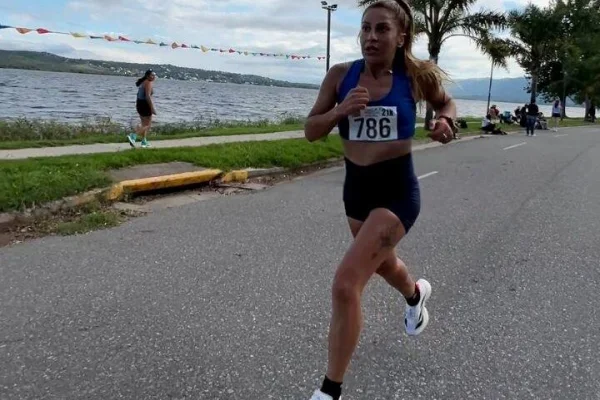 Atletismo: Gabriela Álamo quedó sexta en la Media Maratón de Carlos Paz
