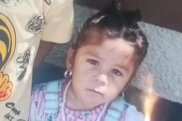 Apareció Esmeralda, la nena buscada toda la noche en Cosquín