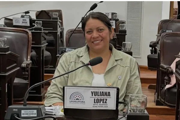 Internaron de urgencia a la diputada Yuliana López tras una descompensación