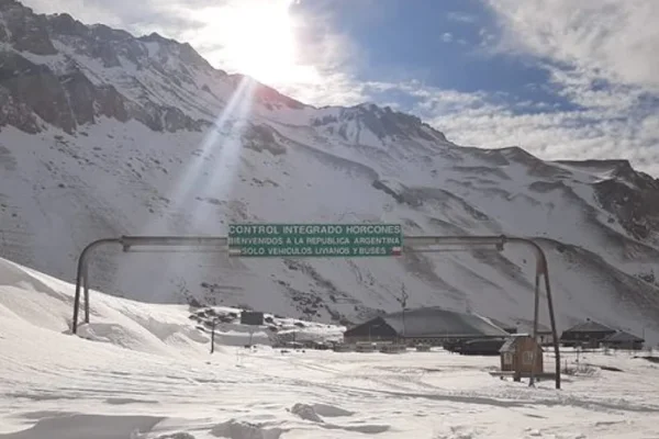Mendoza: cierran el Paso Cristo Redentor hasta nuevo aviso