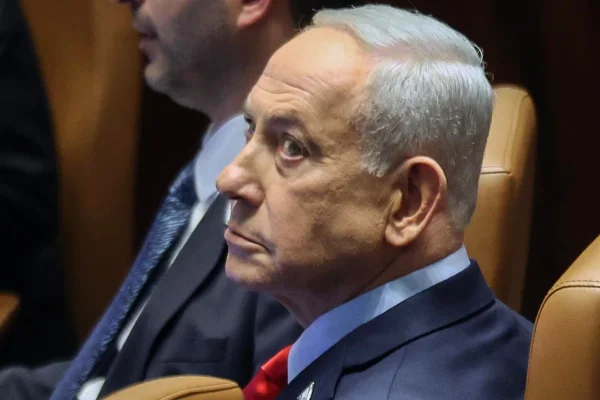 Netanyahu afirma que Israel continuará los ataques en Irán y el Líbano