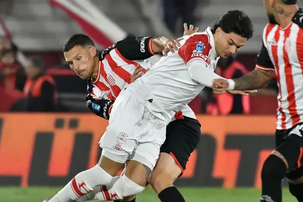 Huracán empató sin goles con Barracas Central y sigue afuera de la zona de playoffs