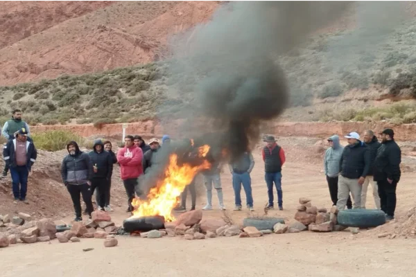 Corte de ruta en el Valle del Bermejo contra la actividad minera