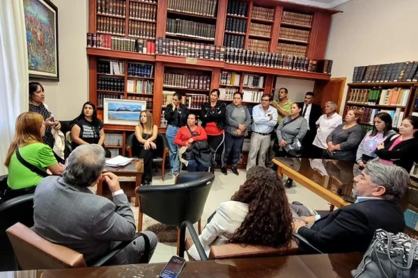El Gobierno provincial estudia un amparo por la baja de un programa social