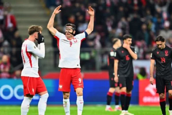 Polonia venció a Albania y avanzó a la final del repechaje europeo