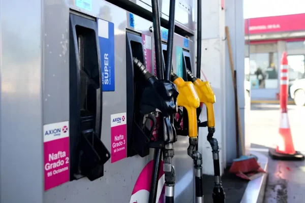 Argentina registró el peor febrero en ventas de combustibles desde 2021