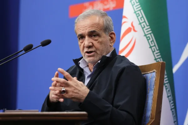 Irán advierte represalias contundentes ante posibles ataques a su economía
