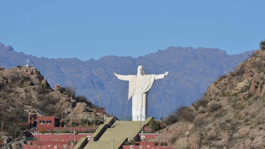 Datos de CAME señalaron que el cuarto fin de semana largo del año mostr&oacute; una desaceleraci&oacute;n tur&iacute;stica. En La Rioja, Chilecito, Famatina y Villa Uni&oacute;n fueron los destinos más elegidos.