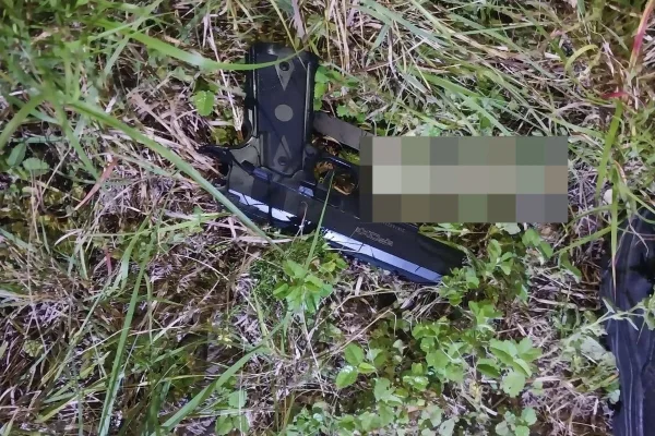 Demoraron a un hombre luego de una persecución en Olta: llevaba una réplica de arma