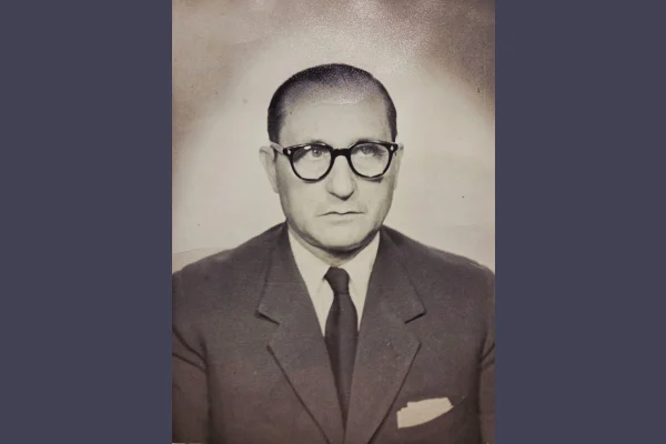 Enrique Vera Barros está hoy aquí