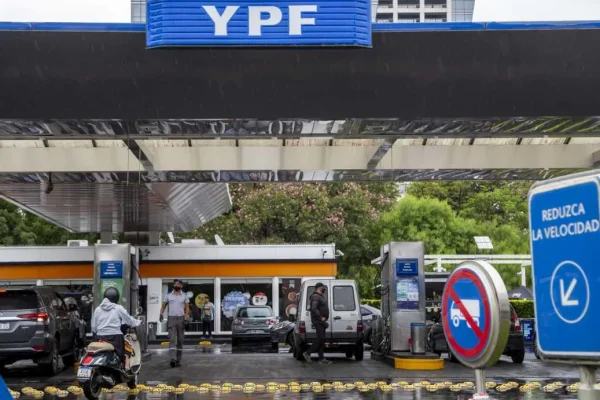 YPF no subirá la nafta por 45 días: las razones