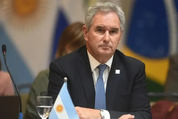 La Cancillería argentina instó al encargado de negocios de Irán a abandonar el país en 48 horas