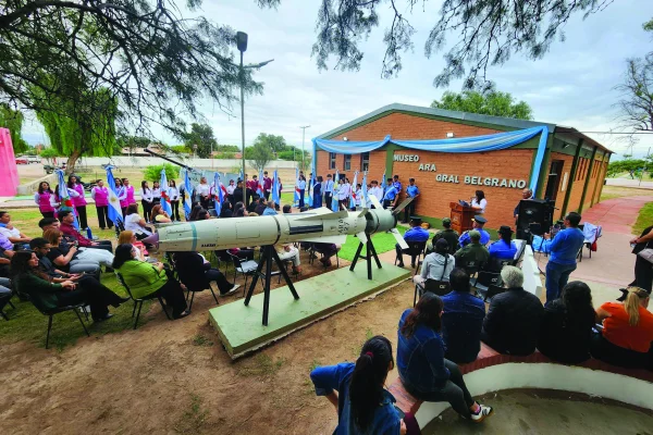 Fortalecen la conciencia colectiva sobre la historia y la soberanía