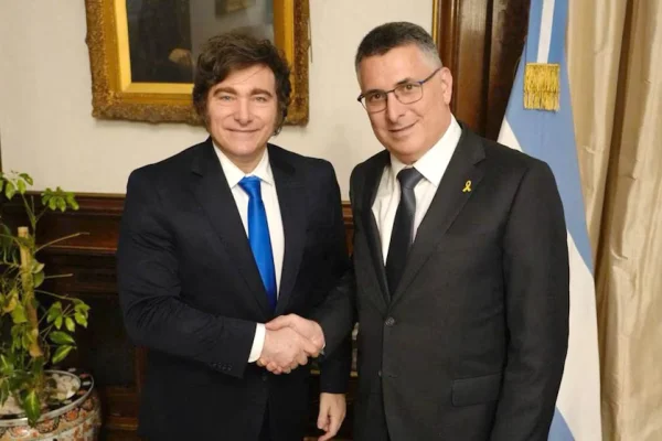 Israel respaldó la orden de Argentina para que el encargado de negocios de Irán abandone el país en 48 horas