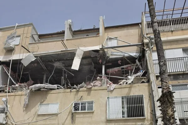 Irán lanzó un nuevo ataque con bombas de racimo contra Israel