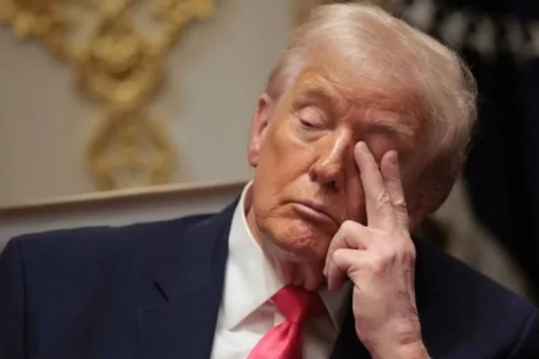 Trump canceló sus actividades y surgieron rumores sobre su salud
