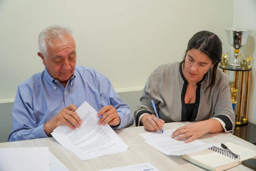 Firma de un convenio. Se habilitar&aacute;n consultorios especializados en el Hospital de la Madre y el Niño para mejorar la detecci&oacute;n y tratamiento de esta enfermedad.