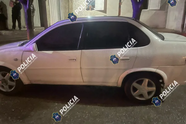 Investigaciones secuestró un auto en Chilecito