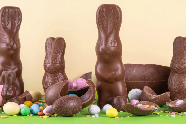 Domingo de Pascua: qué se celebra hoy y por qué se comen huevos de chocolate