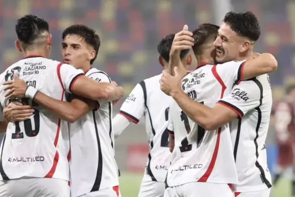 Newell's venció a Central Córdoba y tomó aire en medio de su crisis deportiva