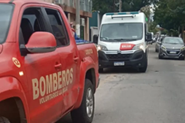 Cayó desde un primer piso y sufrió heridas de consideración