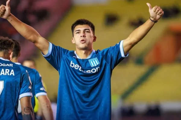 Racing venció a Independiente Petrolero en el debut en la Copa Sudamericana