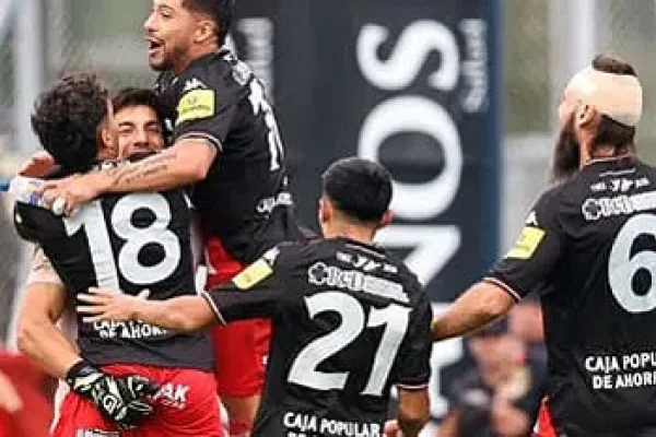 San Martín (T) eliminó por penales a Estudiantes (RC) en la Copa Argentina