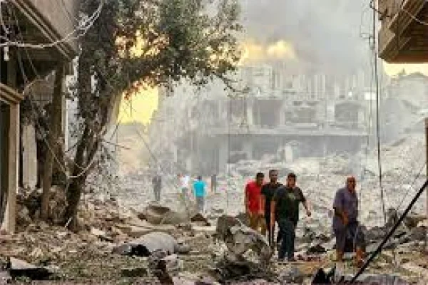 Irán confirmó el alto el fuego y abre el estrecho de Ormuz