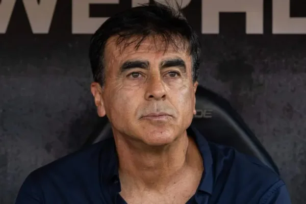 Con un regreso y dos dudas, el equipo que piensa Independiente para el clásico con Boca