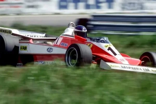 La histórica Ferrari de Carlos Reutemann será subastada en una millonaria cifra