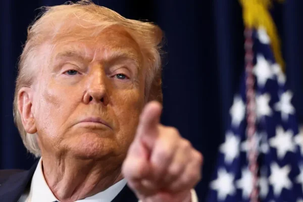Donald Trump anunció una misión de desminado en el estrecho de Ormuz
