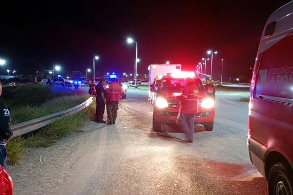 Dos peatones fueron embestidos en Ruta 38