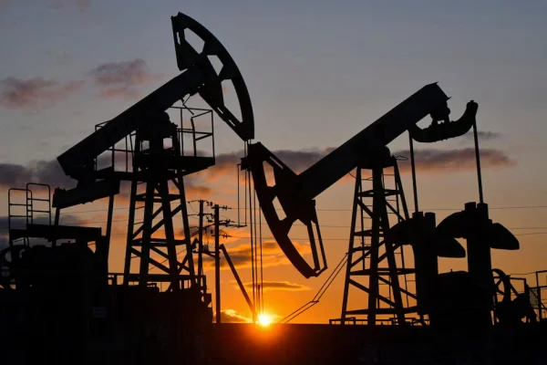 El precio del petróleo subió y supera los 100 dólares tras las fallidas negociaciones entre EEUU e Irán