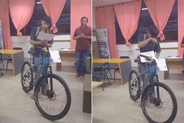 Iba a clases en bicicleta y recibió un regalo en su graducación