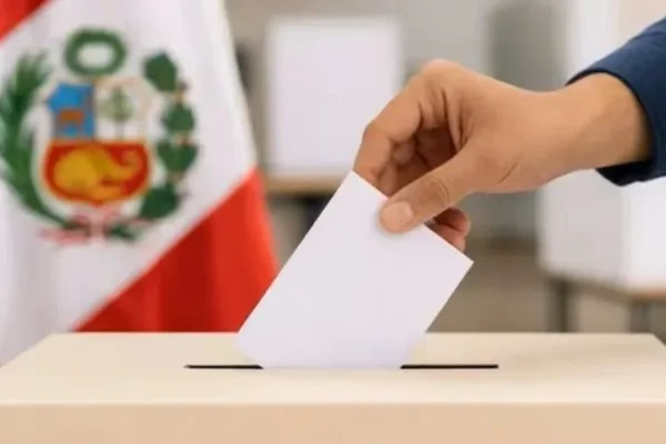 Elecciones en Perú: cerron los comicios y comienza el conteo de votos