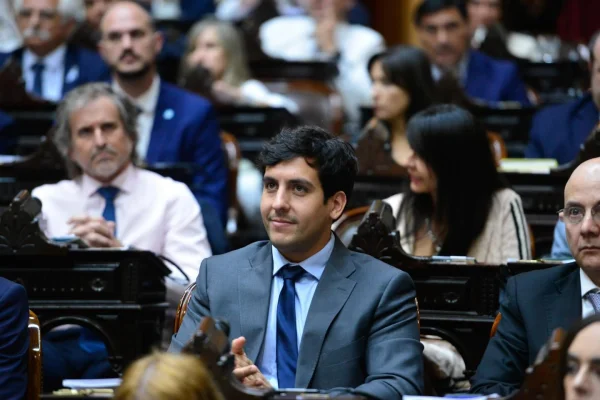 Gino Visconti: “La Ley de Glaciares generará inversiones y desarrollo con responsabilidad ambiental”