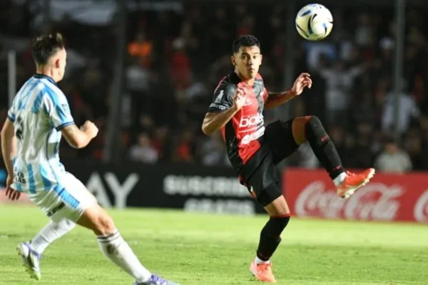 Colón volvió a ganar y es el único líder de la zona A d