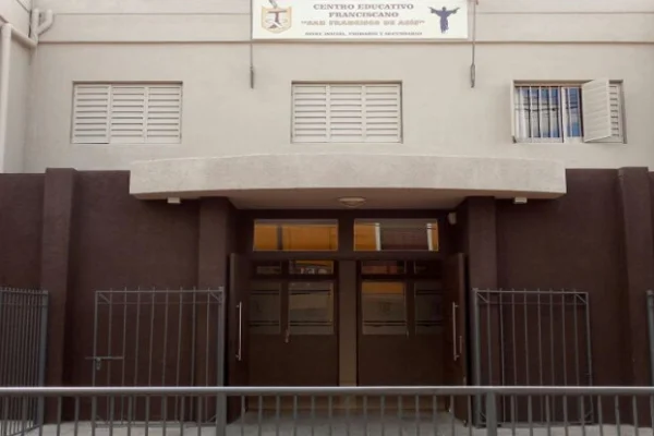 Activaron protocolos en escuela San Francisco tras la amenaza de una estudiante