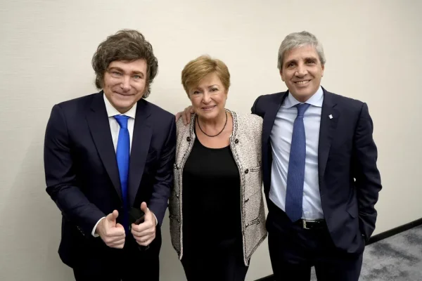 Caputo desembarca en Washington a la espera de negociar con el FMI el desembolso por US$1.000 millones