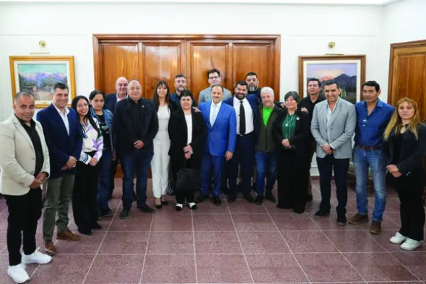 Provincia finalizará la obra del Colegio Provincial de Anjullón