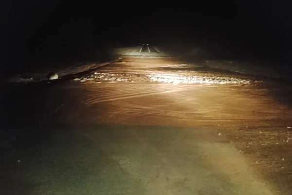Alerta en Ruta 40 por cortes  y agua